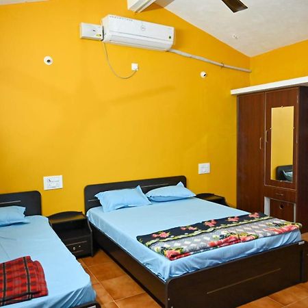 Hotel The Shadaxari Nilaya Gokarna  Esterno foto